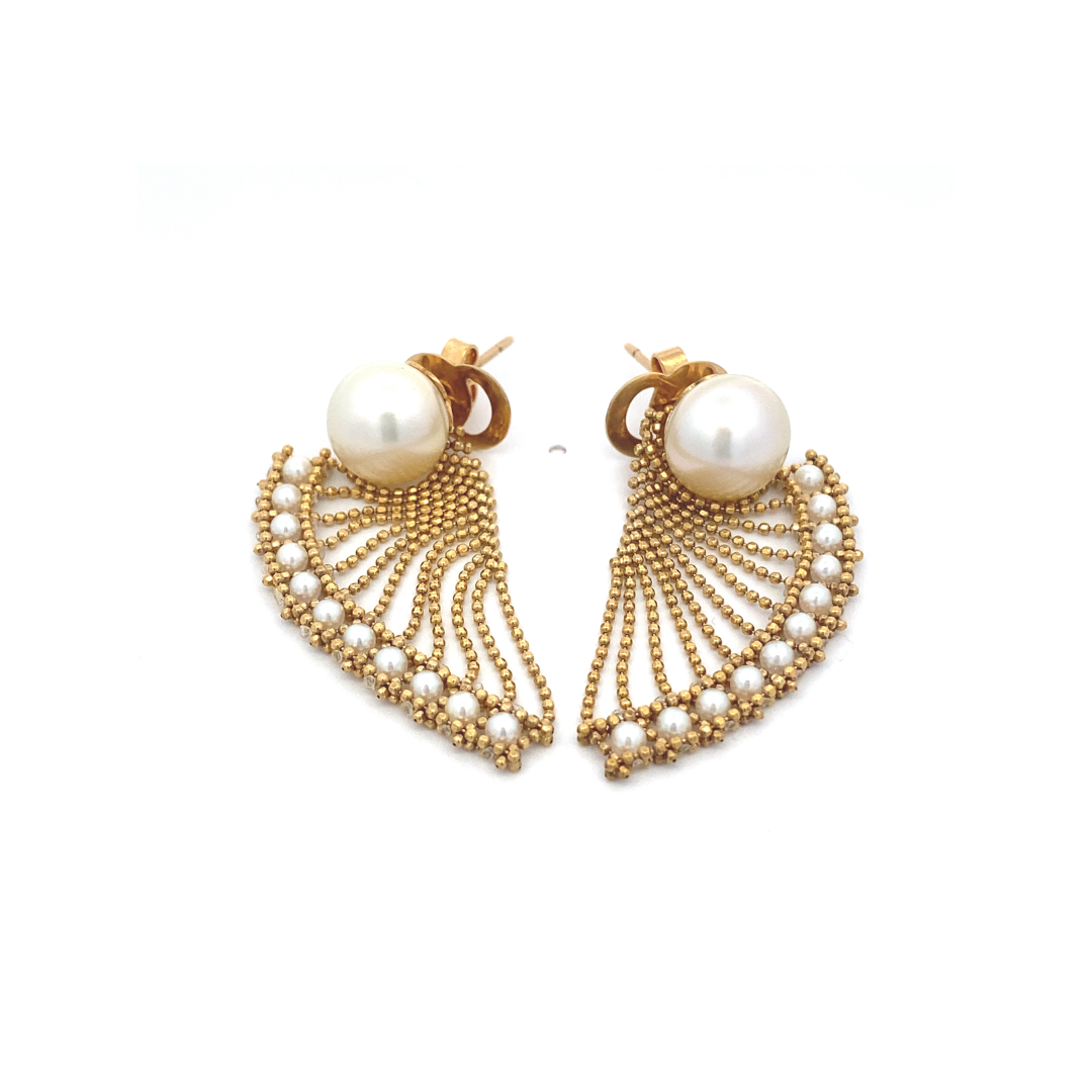 Anneliese Pearl Earrings