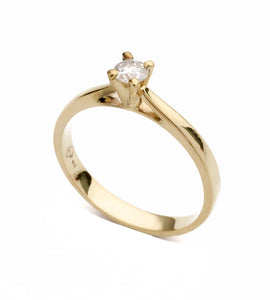 Amada Engagement Ring - Yellow Gold