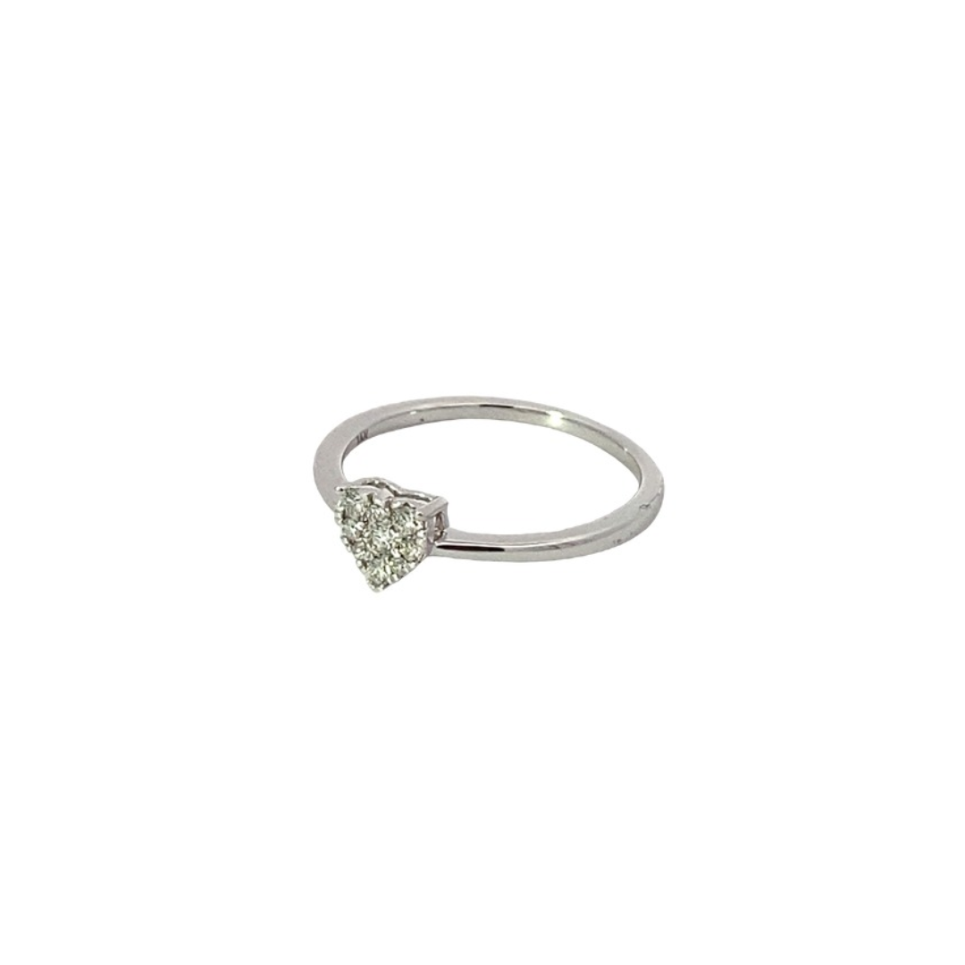 VELA HEART ENGAGEMENT RING