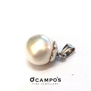 Hazel 14k White Gold Pendant with South Sea Pearl | Ocampo's Fine Jewellery
