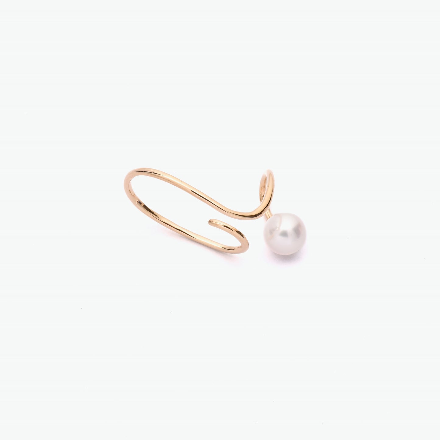 Fumiko 10k Yellow Gold Ear Cuff with Pearl | Ocampo's Fine Jewellery