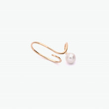 Load image into Gallery viewer, Fumiko 10k Yellow Gold Ear Cuff with Pearl | Ocampo&#39;s Fine Jewellery
