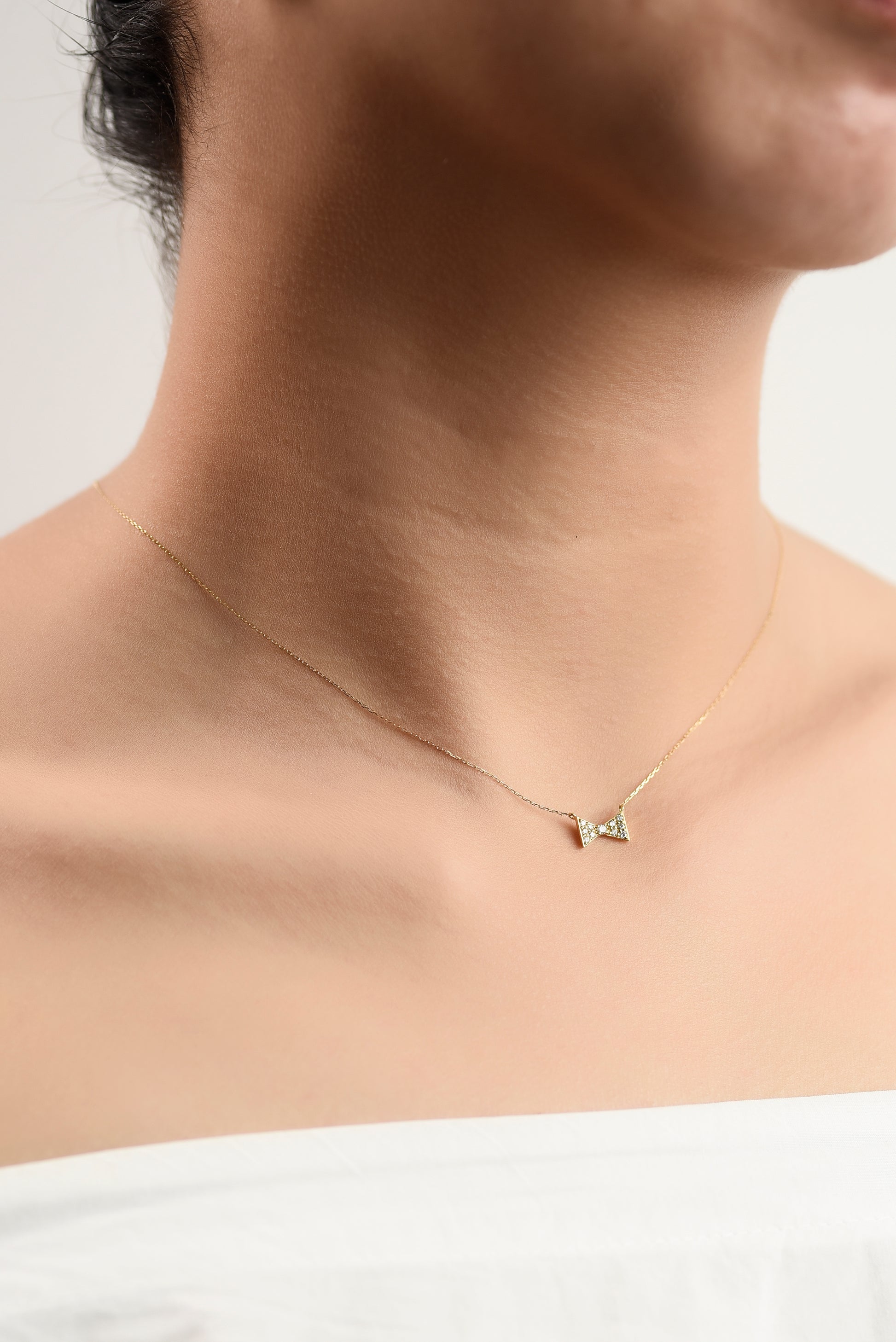 Tia 18k Gold Diamond Necklace | Ocampo's Fine Jewellery