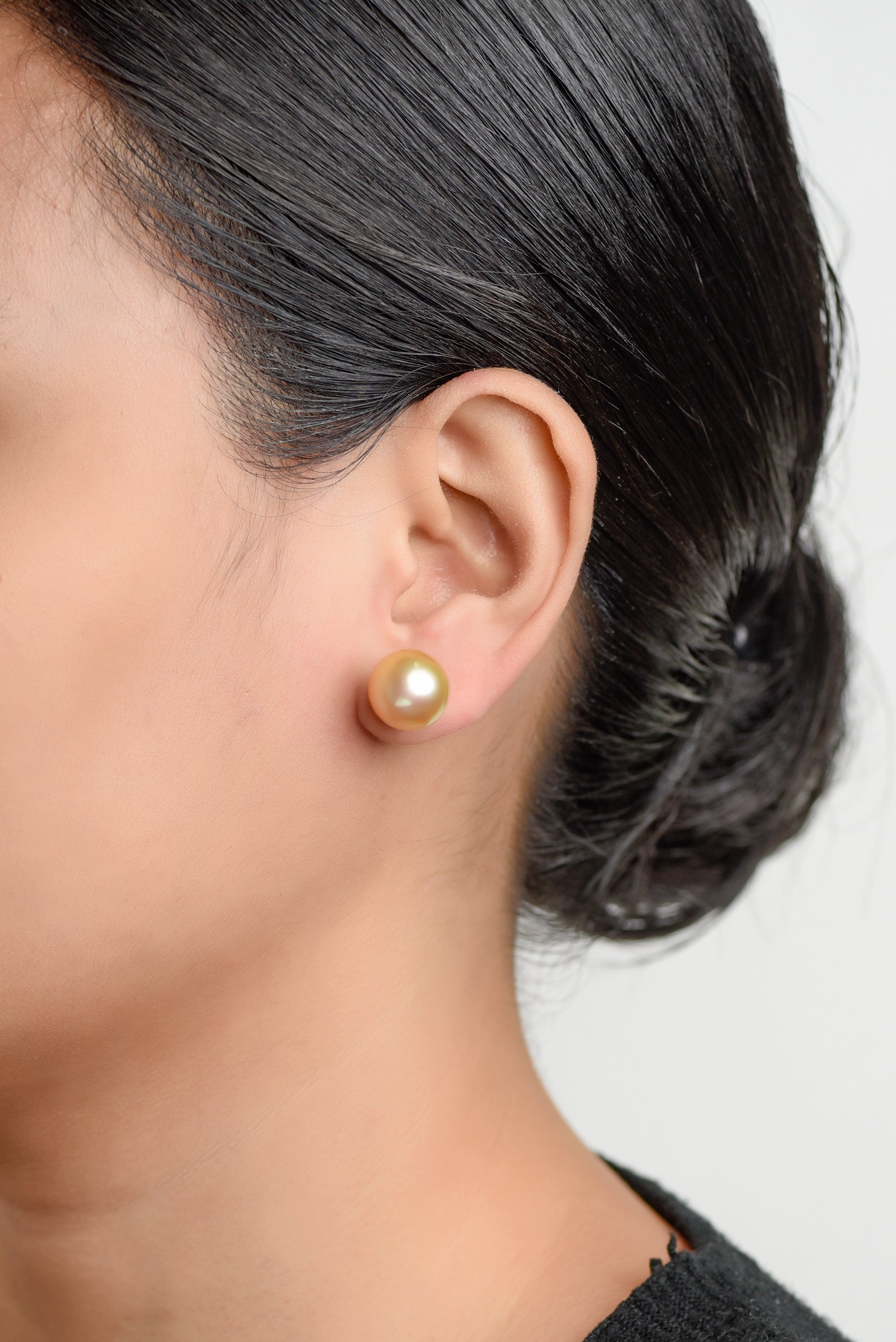 Pia 14k Yellow Gold Champagne Pearl Stud Earrings | Ocampo's Fine Jewellery