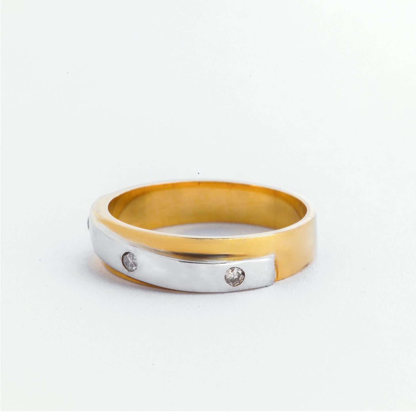 Eterna 18k Two Tone Gold Diamond Wedding Ring | Ocampo's Fine Jewellery