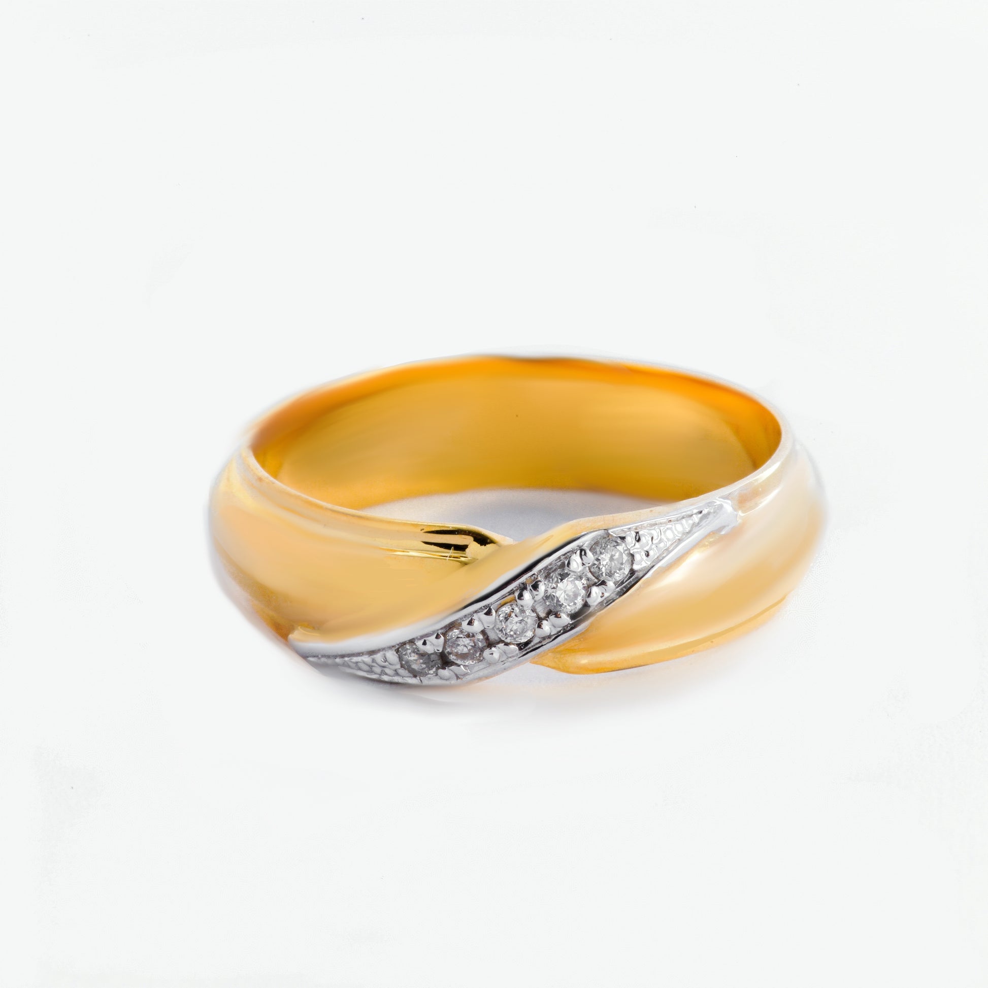 Royal 14k Two Tone Wedding Rings with Diamon Philippines | Ocampo's Fine Jewellery