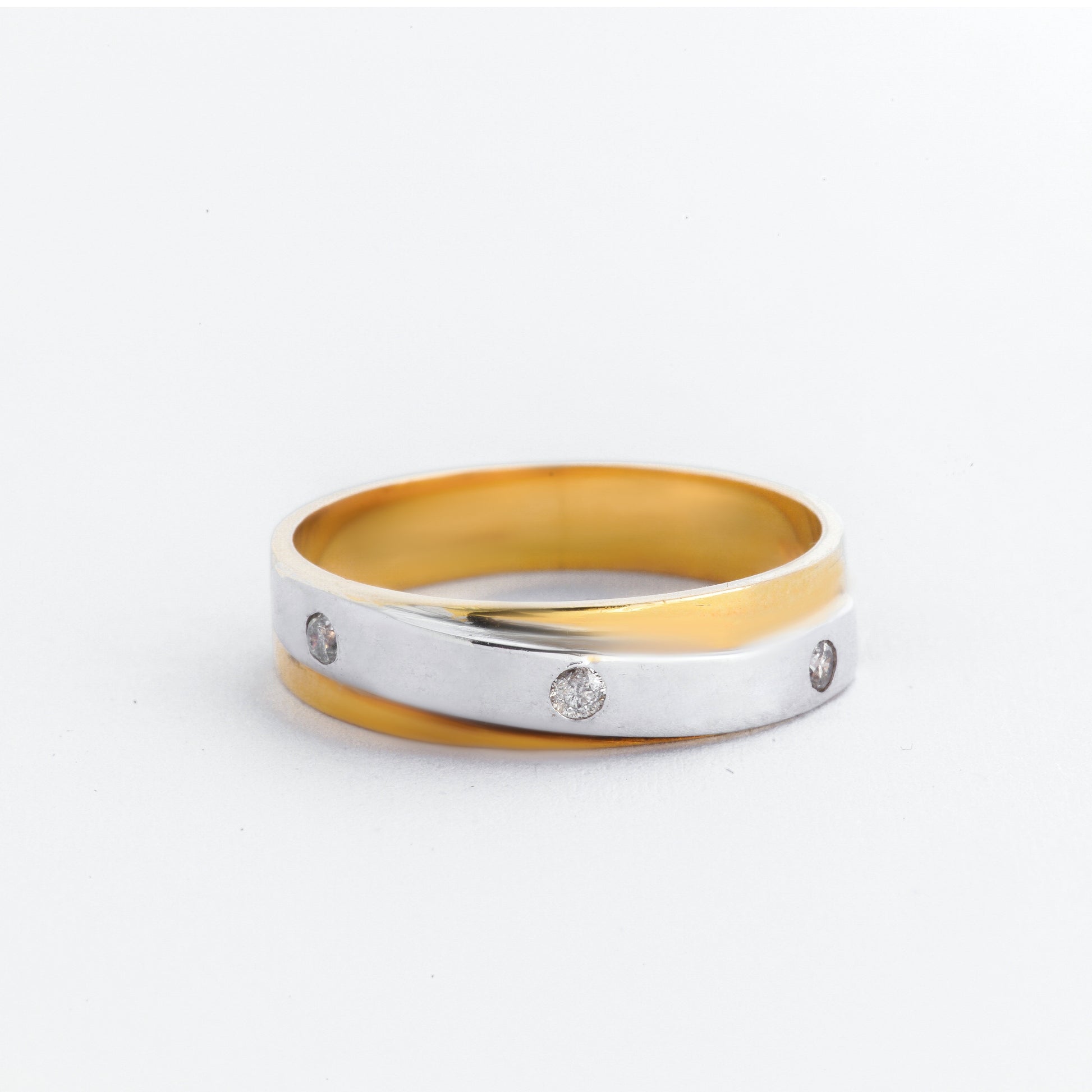 Eterna 18k Two Tone Gold Diamond Wedding Ring | Ocampo's Fine Jewellery