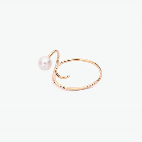 Fumiko 10k Yellow Gold Ear Cuff with Pearl | Ocampo's Fine Jewellery