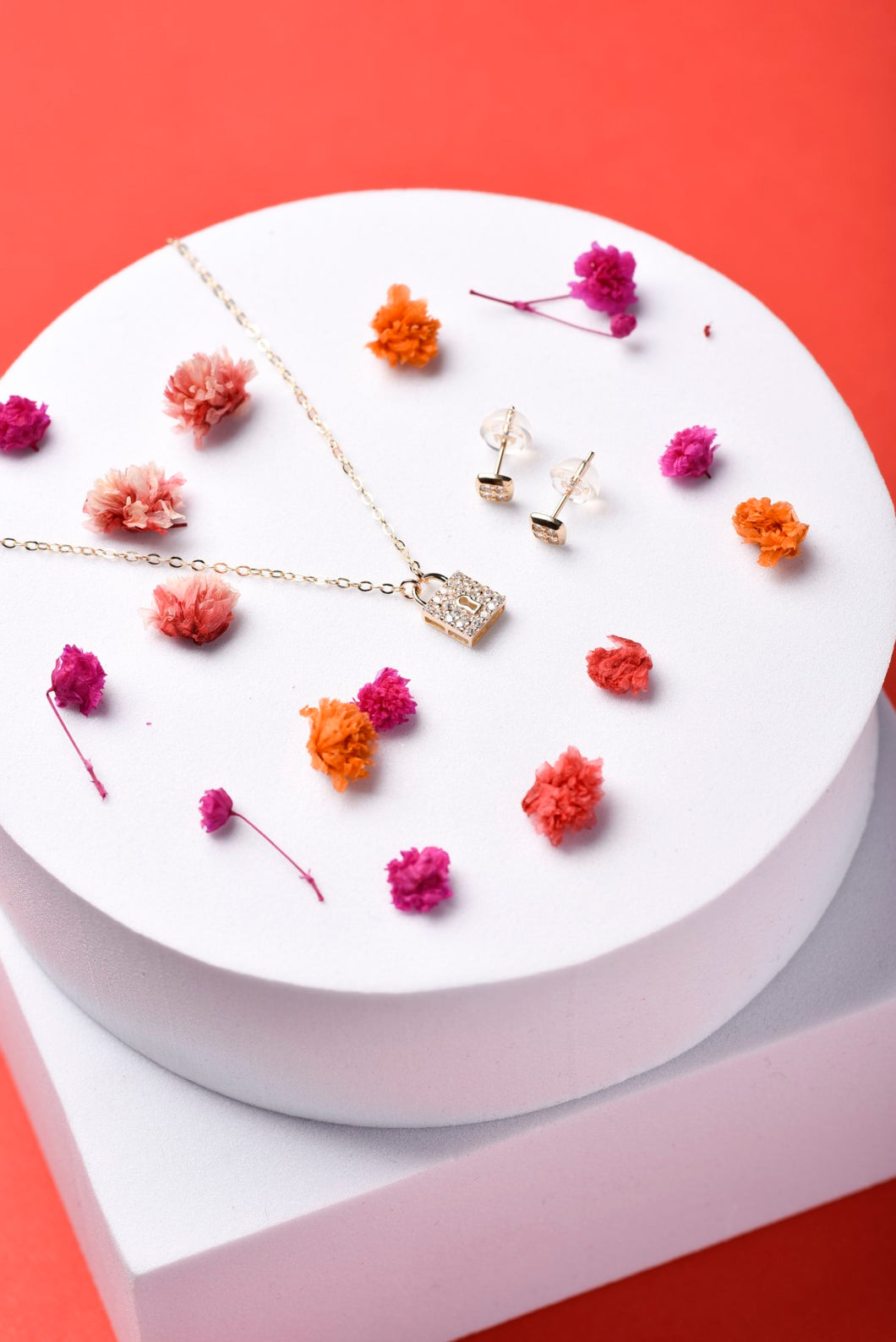 ANGELA NECKLACE -YELLOW